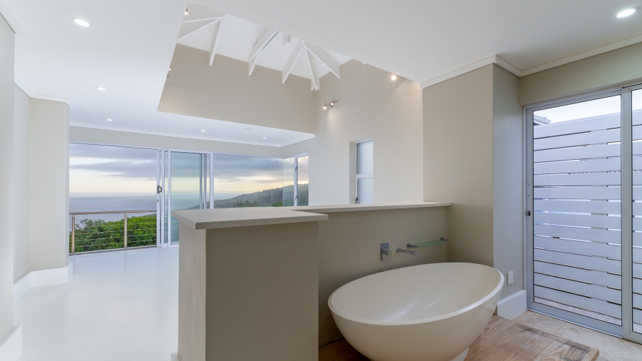 5 Bedroom Property for Sale in Le Grand Golf Estate Western Cape